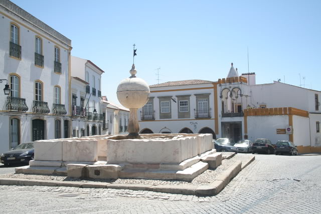5. Largo da Porta de Moura2