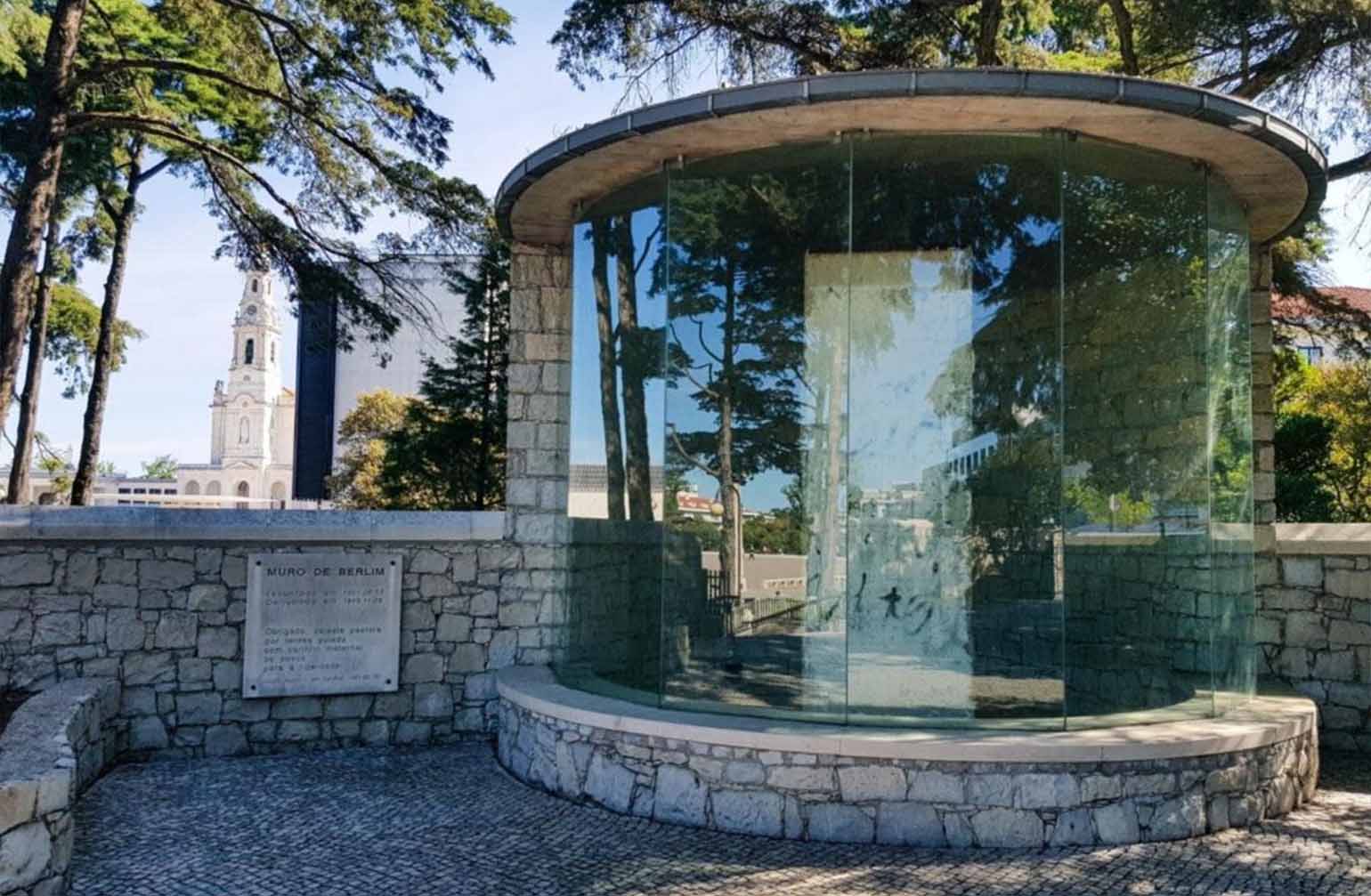 4 Monumento ao Muro de Berlim